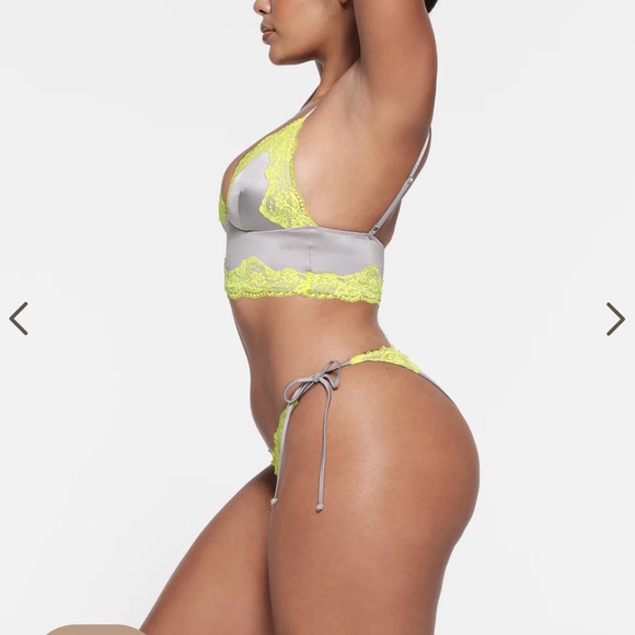 LACE SWIM CAMI TOP + TIE BIKINI BOTTOM - Picture 6 of 13